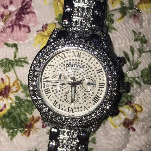 Watch - Picture 4 of 4